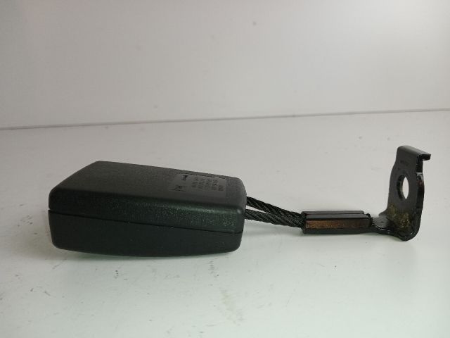 bontott OPEL ASTRA H Hátsó középső Biztonsági Öv Csat