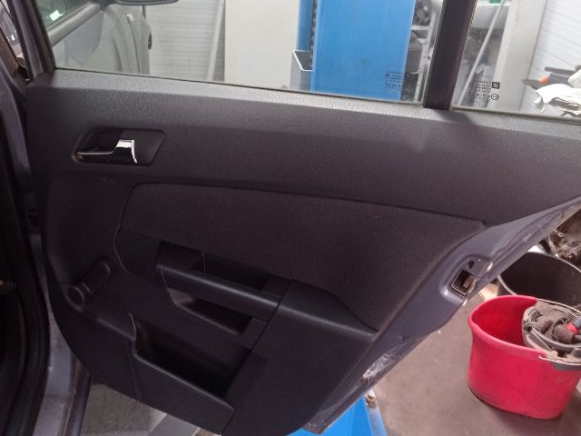 bontott OPEL ASTRA H Hátsó középső Biztonsági Öv Csat