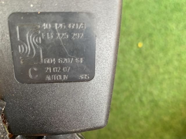 bontott OPEL ASTRA H Hátsó középső Biztonsági Öv Csat