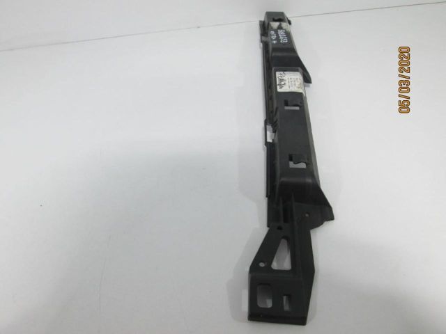 bontott OPEL ASTRA H Hátsó középső Lökhárító Tartó (Műanyag)