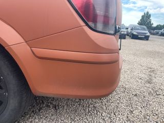 bontott OPEL ASTRA H Hátsó Lökhárító (Részeivel)