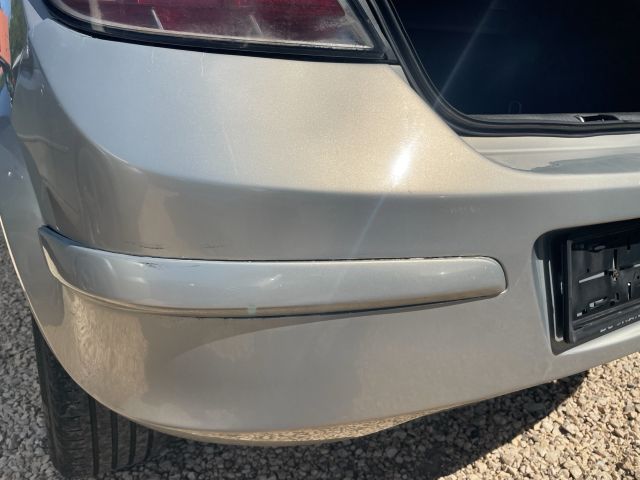 bontott OPEL ASTRA H Hátsó Lökhárító (Részeivel)
