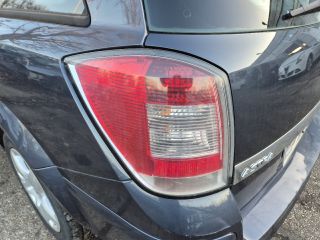 bontott OPEL ASTRA H Hátsó Lökhárító (Részeivel)