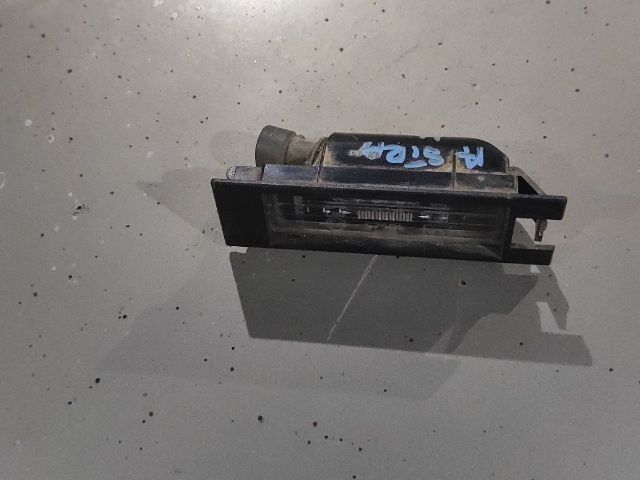 bontott OPEL ASTRA H Hátsó Rendszámtábla Világítás