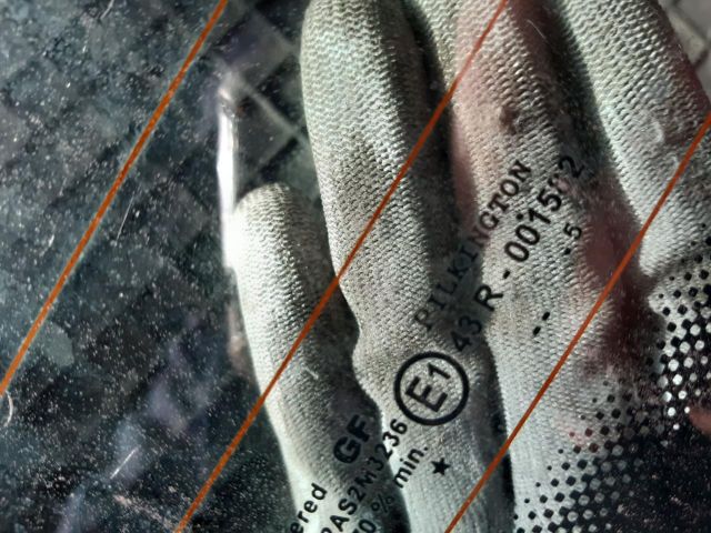 bontott OPEL ASTRA H Hátsó Szélvédő