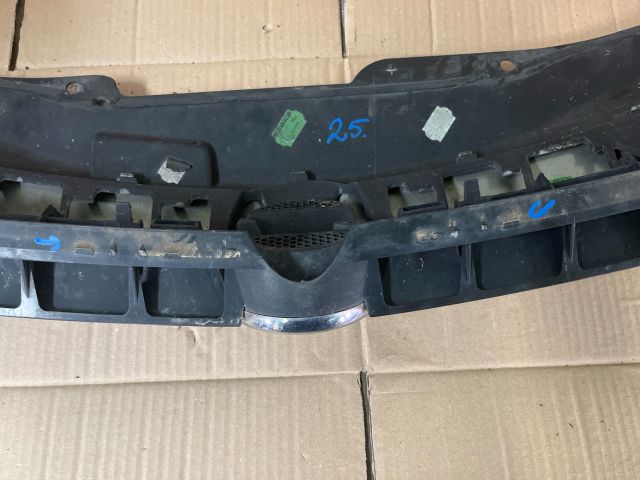 bontott OPEL ASTRA H Hűtőrács