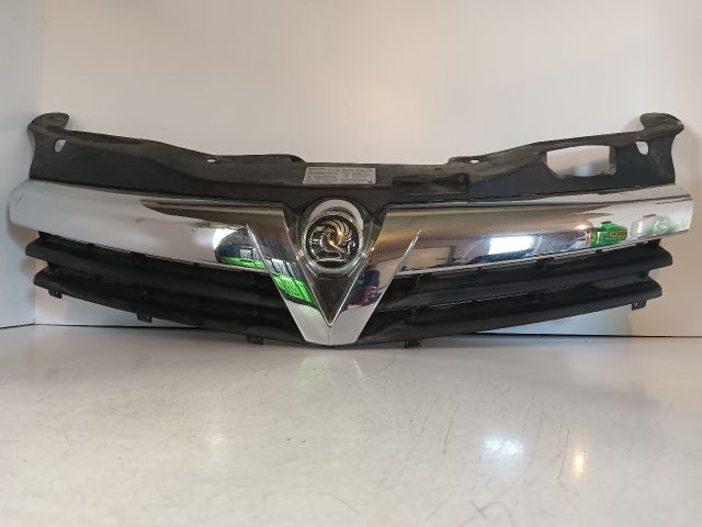 bontott OPEL ASTRA H Hűtőrács