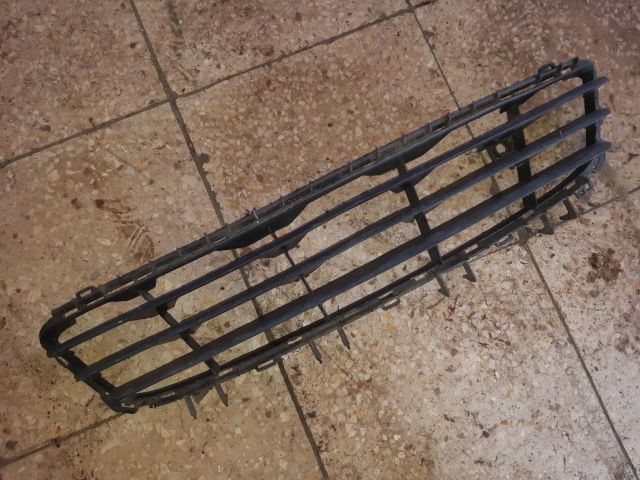 bontott OPEL ASTRA H Hűtőrács