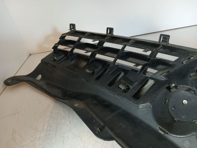 bontott OPEL ASTRA H Hűtőrács