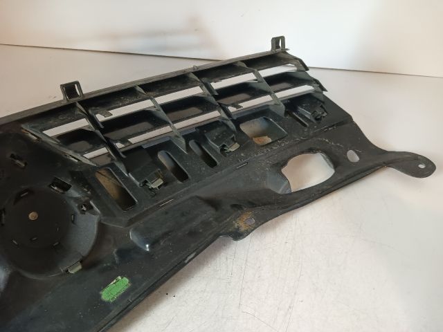 bontott OPEL ASTRA H Hűtőrács