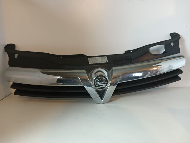 bontott OPEL ASTRA H Hűtőrács