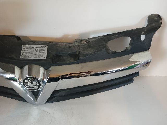 bontott OPEL ASTRA H Hűtőrács