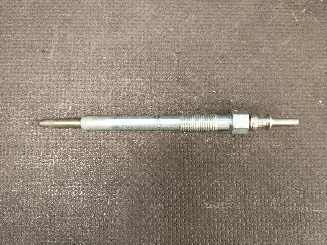 bontott OPEL ASTRA H Izzító/Gyújtó Gyertya