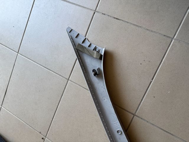 bontott OPEL ASTRA H Jobb A Oszlop Burkolat