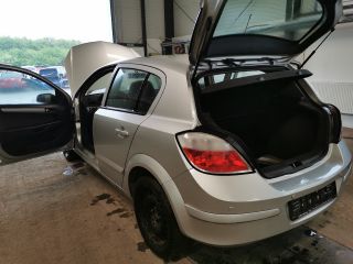 bontott OPEL ASTRA H Jobb B Oszlop Burkolat