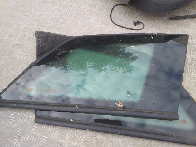 bontott OPEL ASTRA H Jobb C Oszlop Oldalablak Üveg