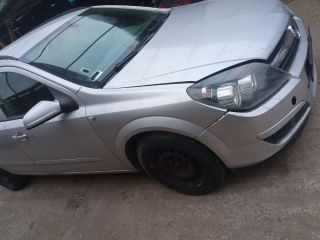 bontott OPEL ASTRA H Jobb C Oszlop