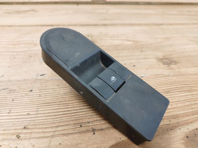 bontott OPEL ASTRA H Jobb első Ablakemelő Kapcsoló