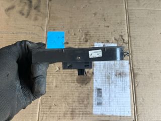 bontott OPEL ASTRA H Jobb első Ablakemelő Kapcsoló