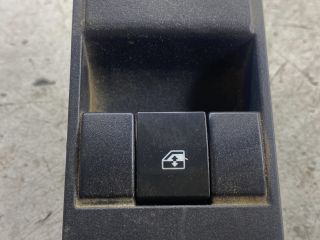 bontott OPEL ASTRA H Jobb első Ablakemelő Kapcsoló