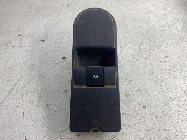 bontott OPEL ASTRA H Jobb első Ablakemelő Kapcsoló