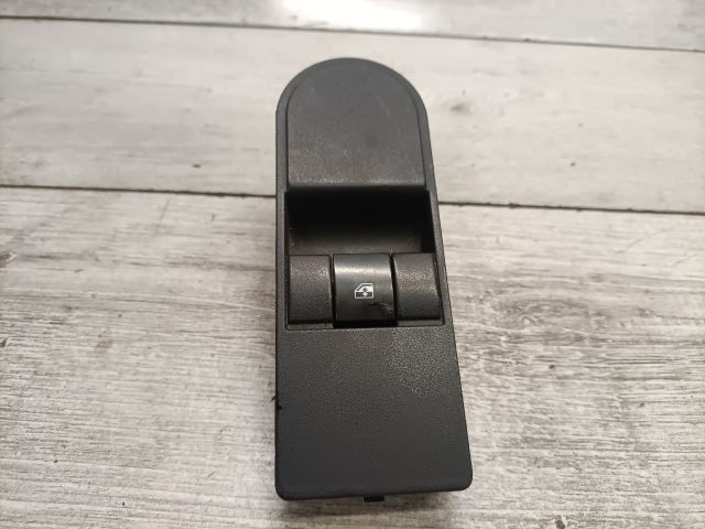 bontott OPEL ASTRA H Jobb első Ablakemelő Kapcsoló