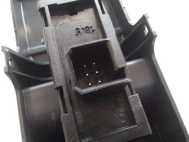 bontott OPEL ASTRA H Jobb első Ablakemelő Kapcsoló