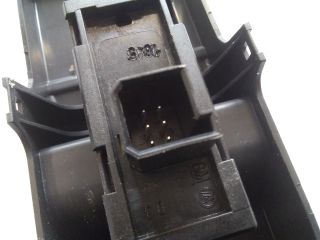 bontott OPEL ASTRA H Jobb első Ablakemelő Kapcsoló