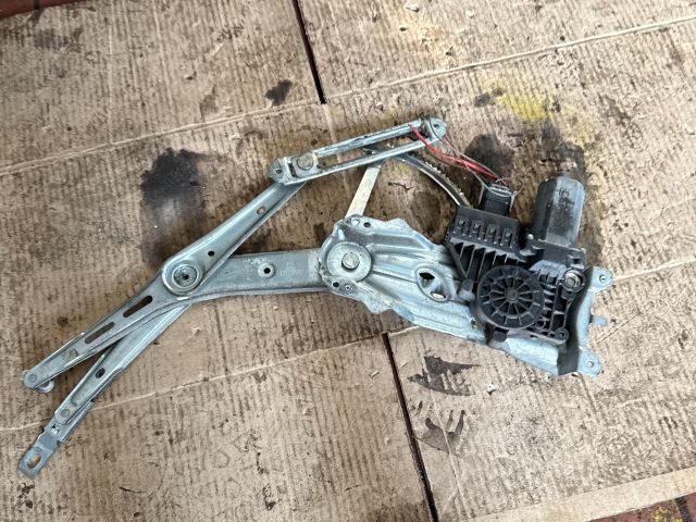 bontott OPEL ASTRA H Jobb első Ablakemelő Szerkezet (Elektromos)