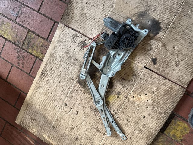 bontott OPEL ASTRA H Jobb első Ablakemelő Szerkezet (Elektromos)