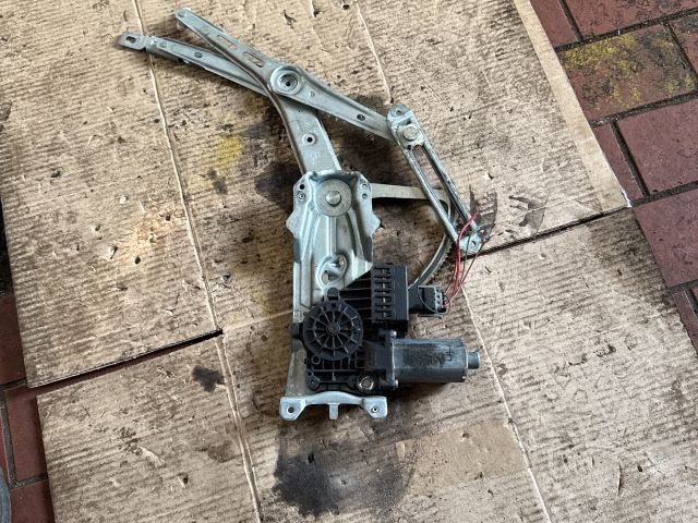 bontott OPEL ASTRA H Jobb első Ablakemelő Szerkezet (Elektromos)