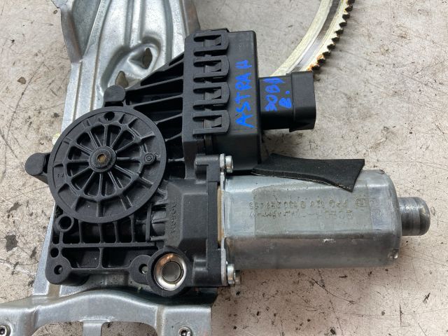 bontott OPEL ASTRA H Jobb első Ablakemelő Szerkezet (Elektromos)