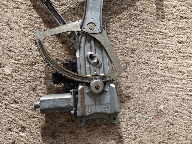 bontott OPEL ASTRA H Jobb első Ablakemelő Szerkezet (Elektromos)