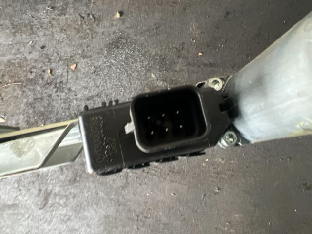 bontott OPEL ASTRA H Jobb első Ablakemelő Szerkezet (Elektromos)