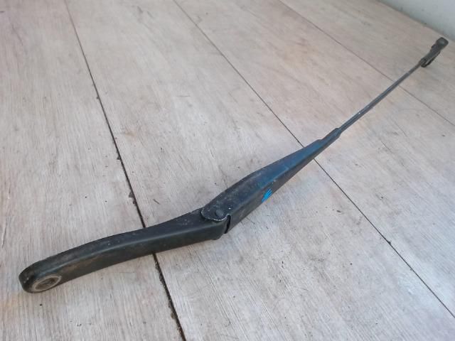 bontott OPEL ASTRA H Jobb első Ablaktörlő Kar