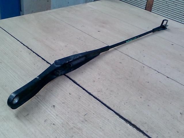 bontott OPEL ASTRA H Jobb első Ablaktörlő Kar