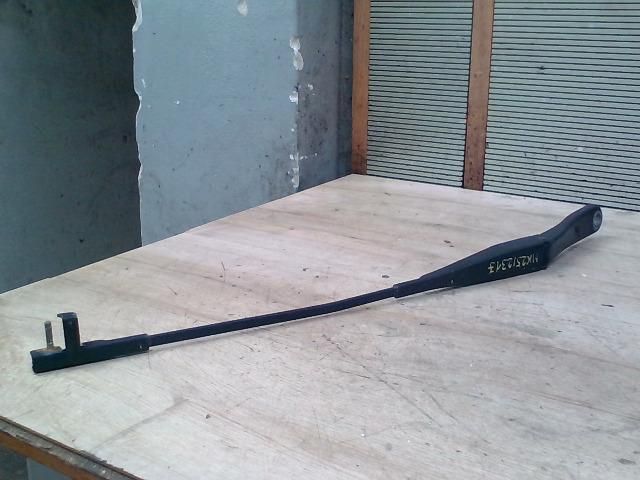 bontott OPEL ASTRA H Jobb első Ablaktörlő Kar