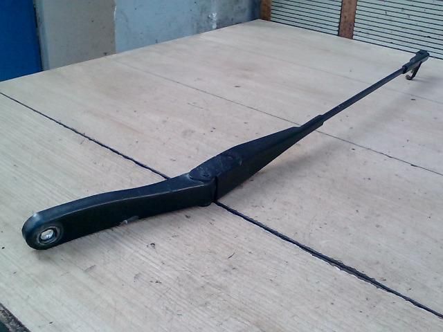 bontott OPEL ASTRA H Jobb első Ablaktörlő Kar