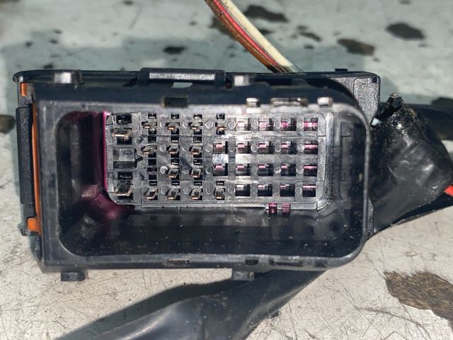 bontott OPEL ASTRA H Jobb első Ajtó Kábelköteg