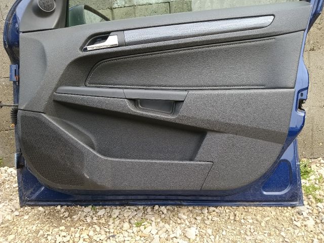 bontott OPEL ASTRA H Jobb első Ajtó (Részeivel)