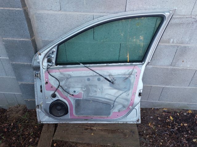 bontott OPEL ASTRA H Jobb első Ajtó (Részeivel)