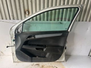 bontott OPEL ASTRA H Jobb első Ajtó (Részeivel)