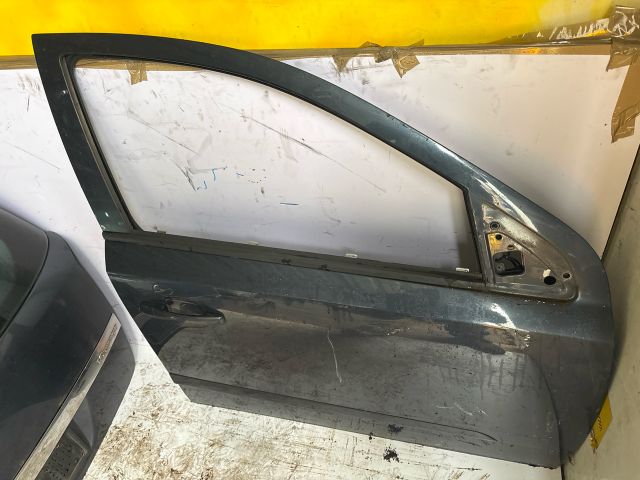 bontott OPEL ASTRA H Jobb első Ajtó (Üres lemez)