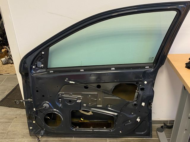 bontott OPEL ASTRA H Jobb első Ajtó (Üres lemez)