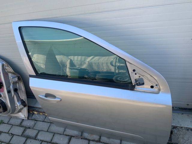 bontott OPEL ASTRA H Jobb első Ajtó (Üres lemez)