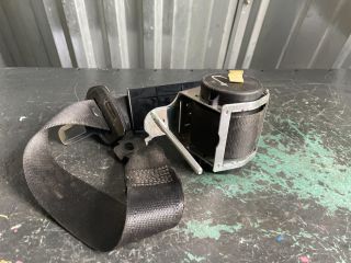 bontott OPEL ASTRA H Jobb első Biztonsági Öv