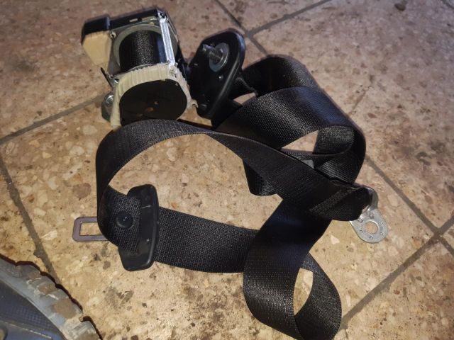 bontott OPEL ASTRA H Jobb első Biztonsági Öv