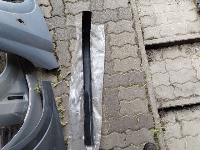 bontott OPEL ASTRA H Jobb első Koptató