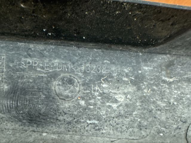 bontott OPEL ASTRA H Jobb első Koptató