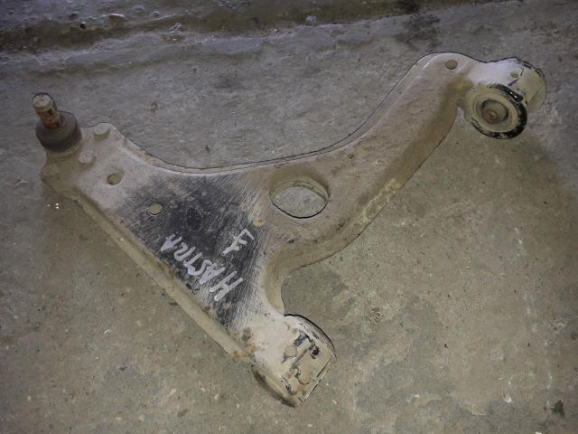 bontott OPEL ASTRA H Jobb első Lengőkar